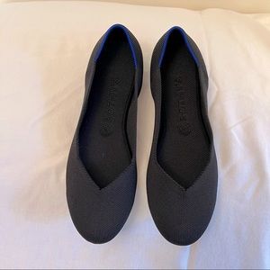 ROTHY’S BLACK FLATS